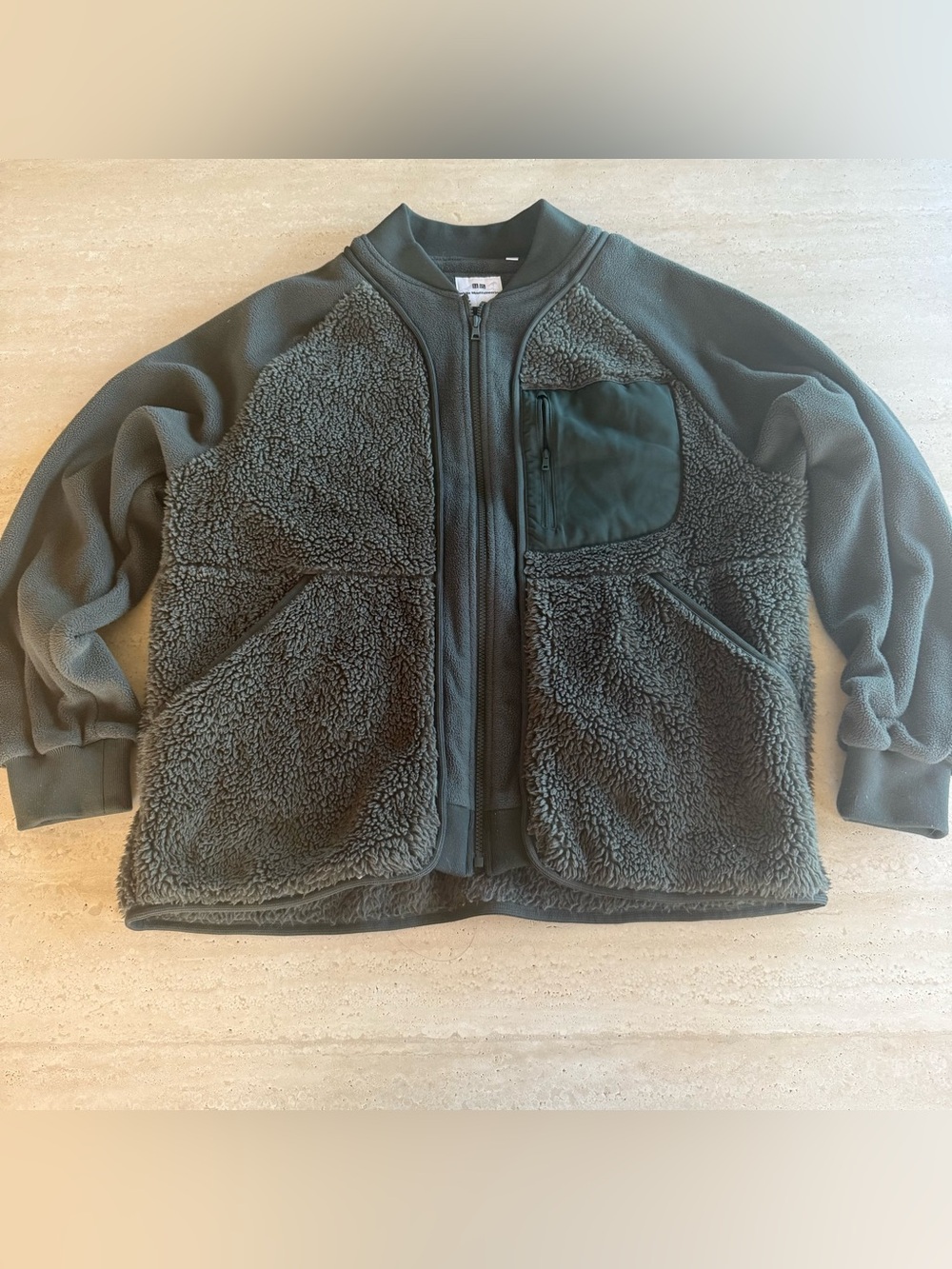 Uniqlo forest green sherpa zip up jacket size medium